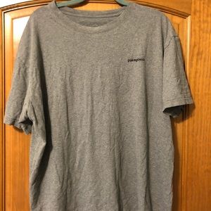 men’s XL Patagonia t-shirt